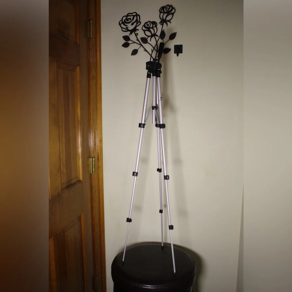 Xit XT50TRS Pro Series 50-Inch Tripod – Lightweight & Adjustable